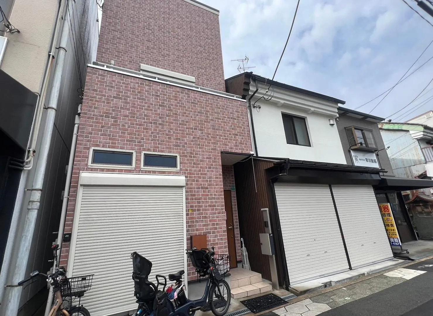 レオラ鶴橋2 Apartment Osaka